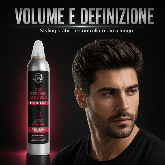 CREST Fix Strong Mousse con modello maschile dallo styling voluminoso, definito e controllato più a lungo.